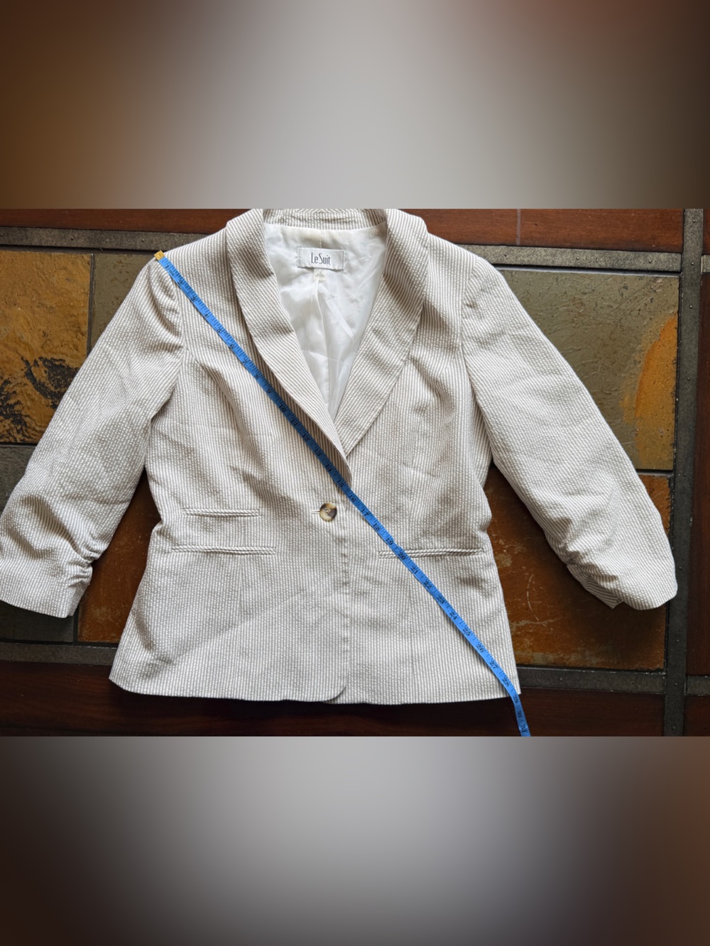 Le suit cream white size 10 office capsule church blazer jacket cinch sleeve